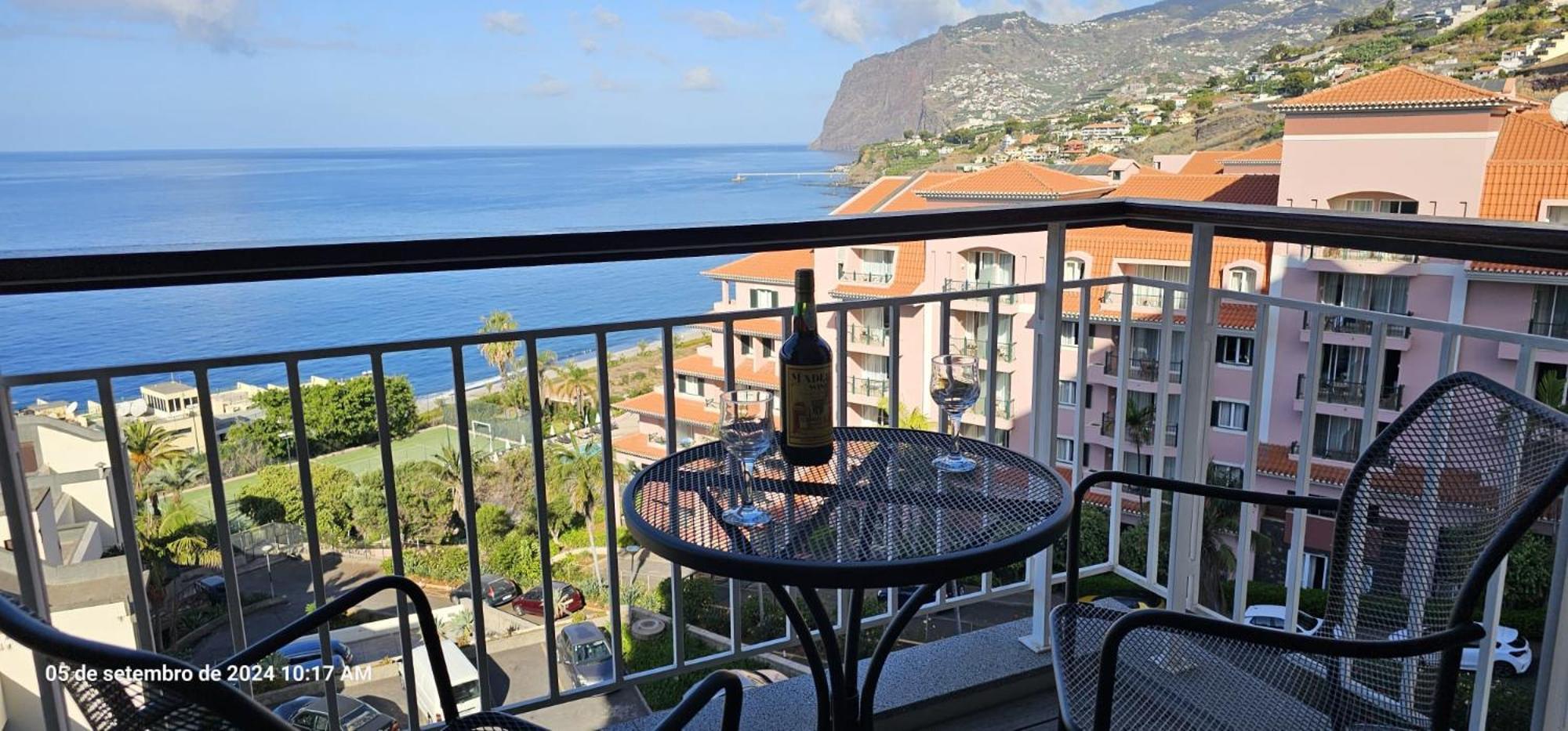 Shearwaters - Sounds Of The Sea Apartment Funchal  Exterior photo